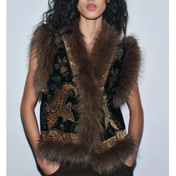 ZARA EMBROIDERED VEST ZW COLLECTION LIMITED EDITION BLACK LARGE - Picture 2 of 8